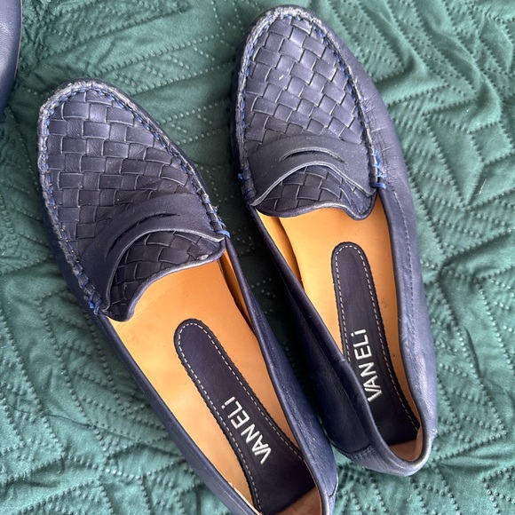 Vaneli Leather Loafers so comfortable and beautiful year round ! - Picture 2 of 6
